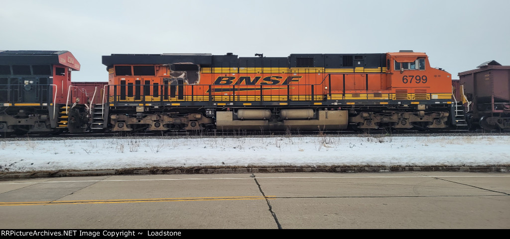 BNSF 6799